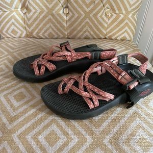 Womens chacos